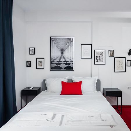 Central Art-Inspired Flat With Private Garage ソフィア エクステリア 写真