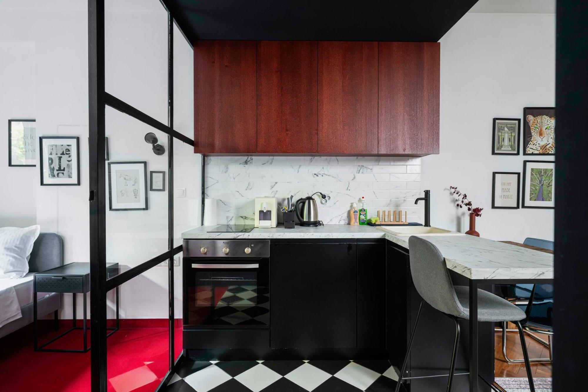 Central Art-Inspired Flat With Private Garage ソフィア エクステリア 写真