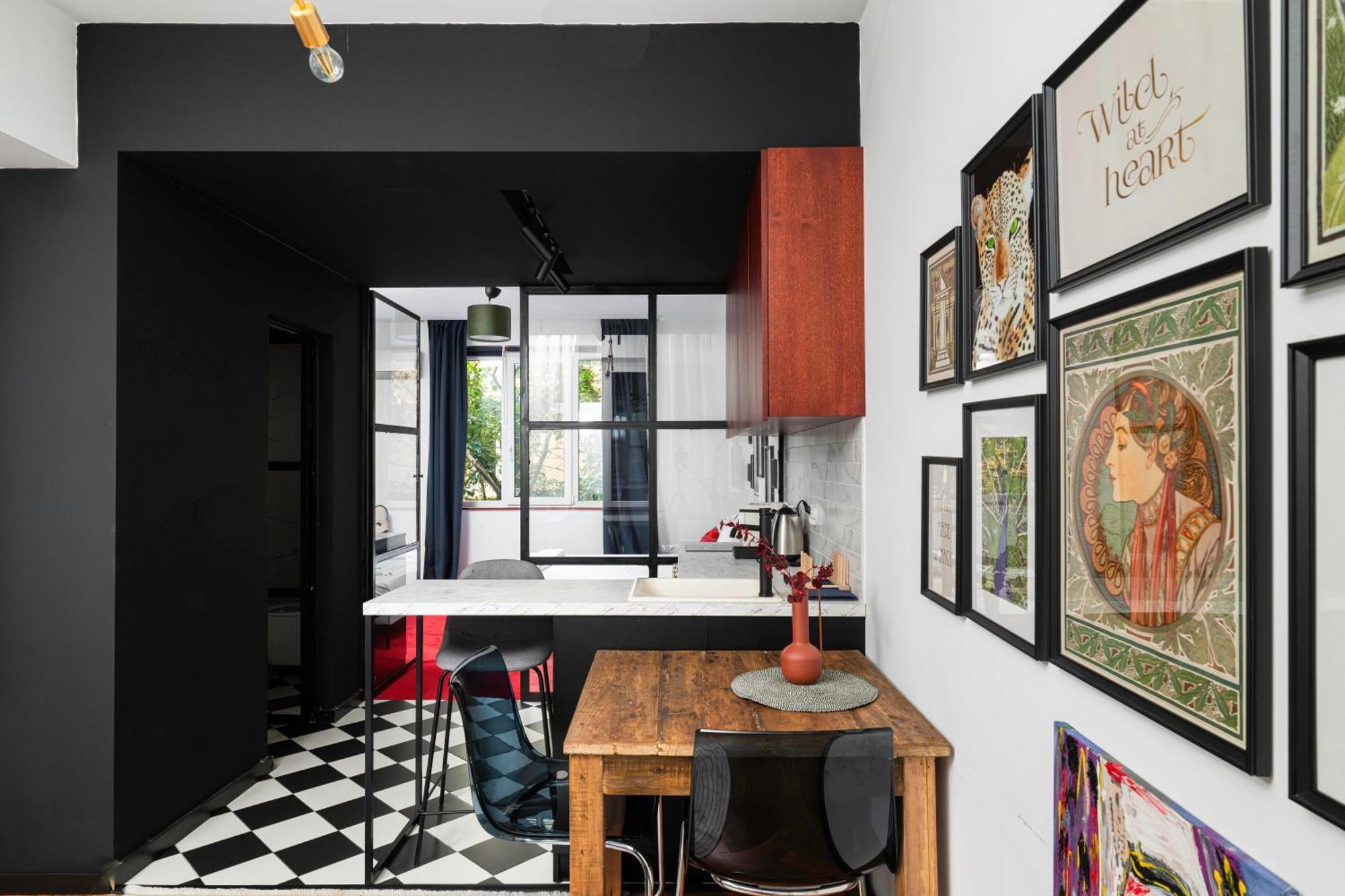 Central Art-Inspired Flat With Private Garage ソフィア エクステリア 写真
